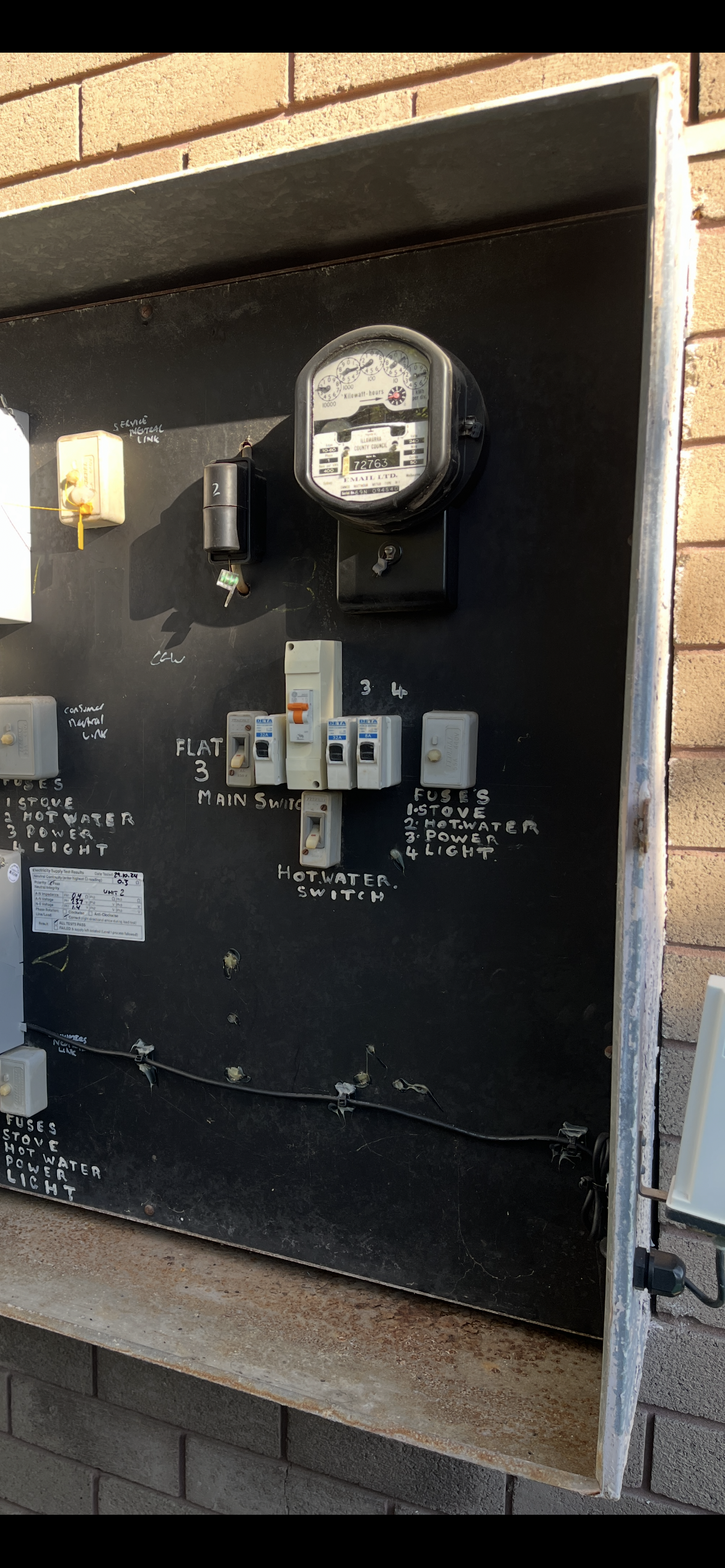 Old meter board — ceramic era